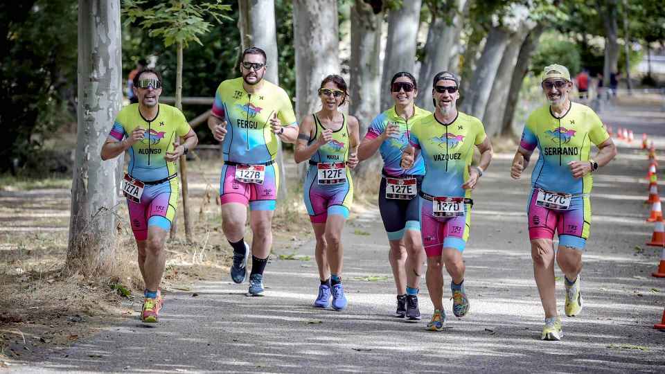 adultos-running-8-tri-club-triatlon-revolucion-inclusion