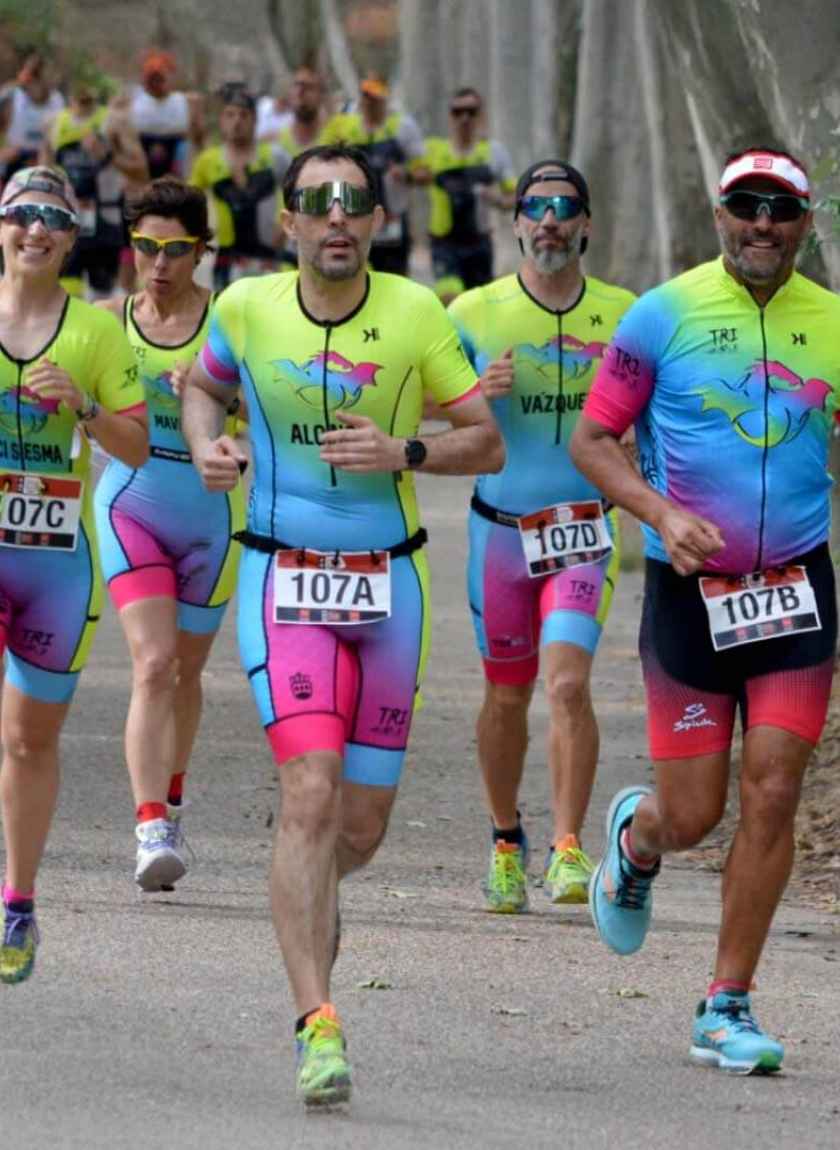 adultos running 2 tri club triatlon revolucion inclusion
